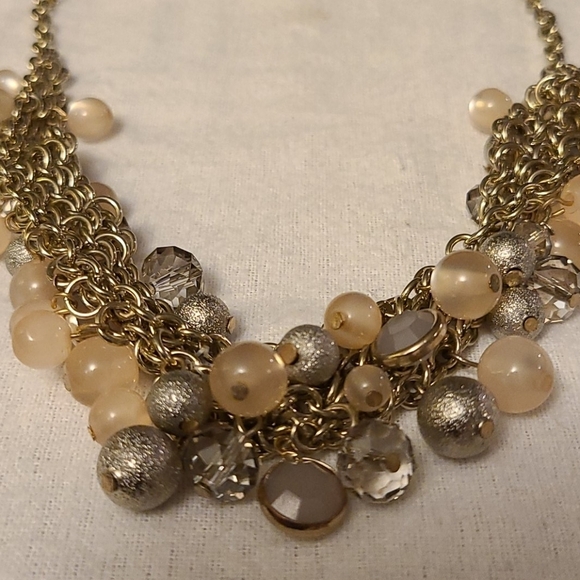 Necklace with bobbles gold color - Picture 3 of 4